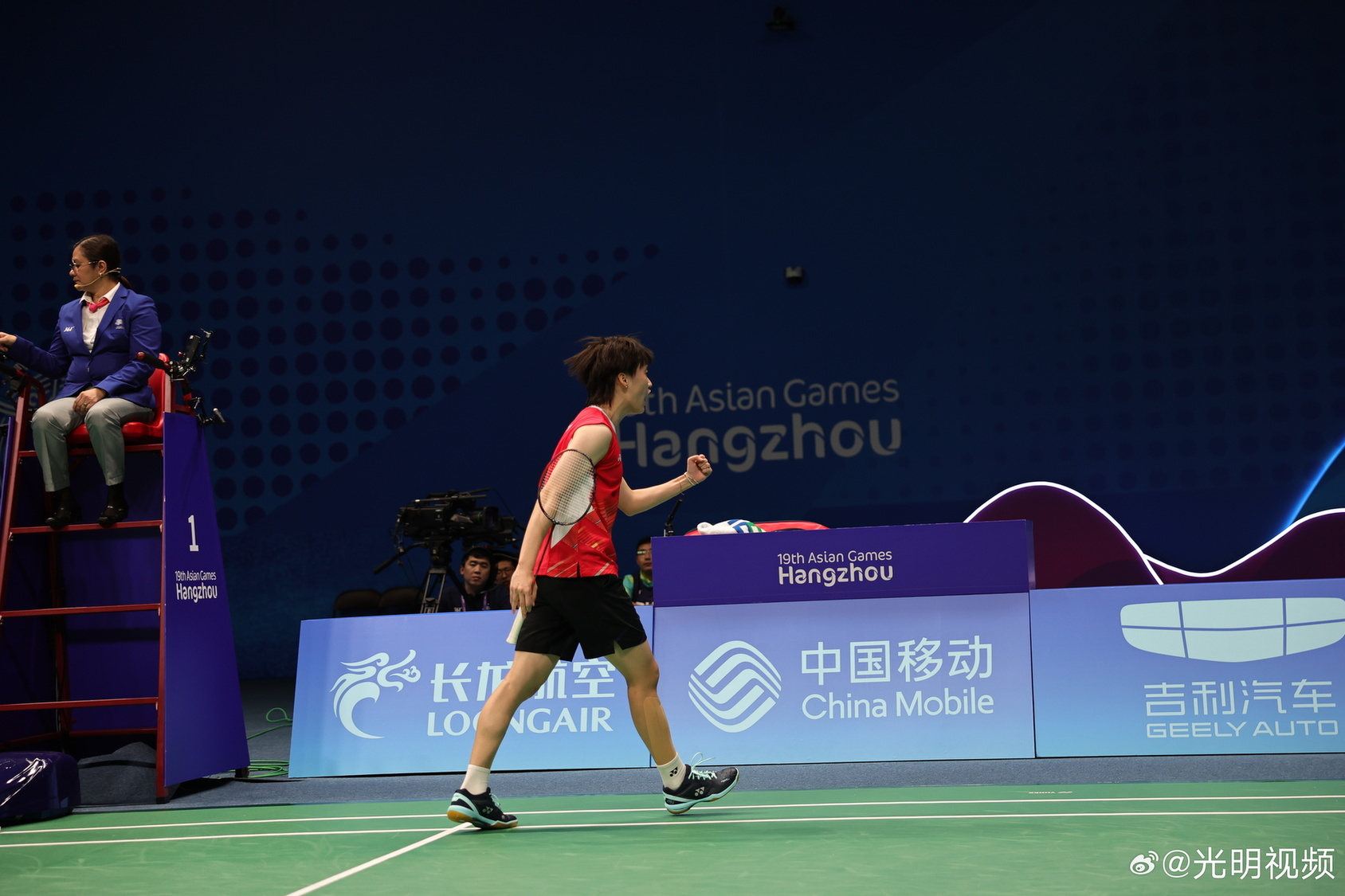 显然是其职 显然是其职