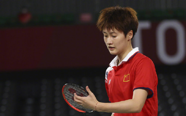 员背后的故 员背后的故